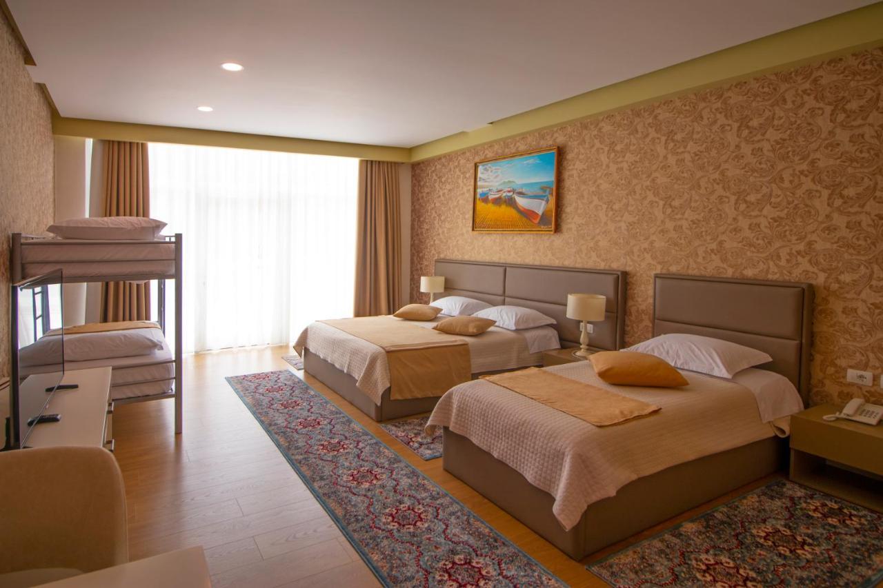Nbt Hotel Reps Kukes Esterno foto